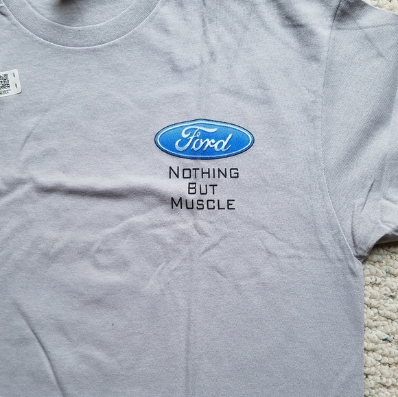 Ford licensed muscle car t-shirt - Picture 2 of 2